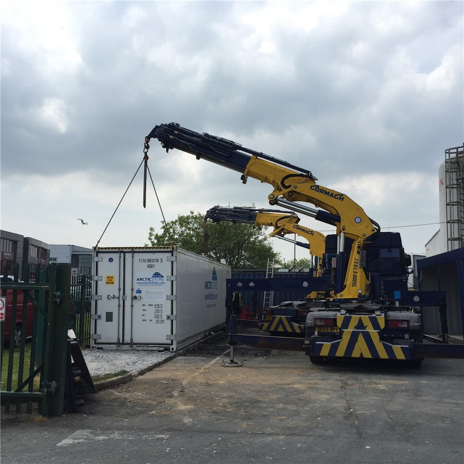 4x Bay Ambient Superstore  lift