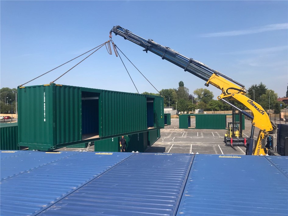 MANCHESTER SELF STORE SITE lift