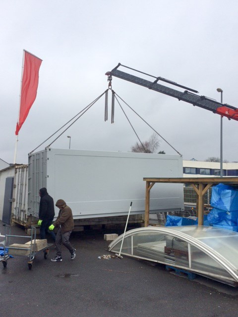 TITAN CONTAINER TRANSPORT FRANCE lift