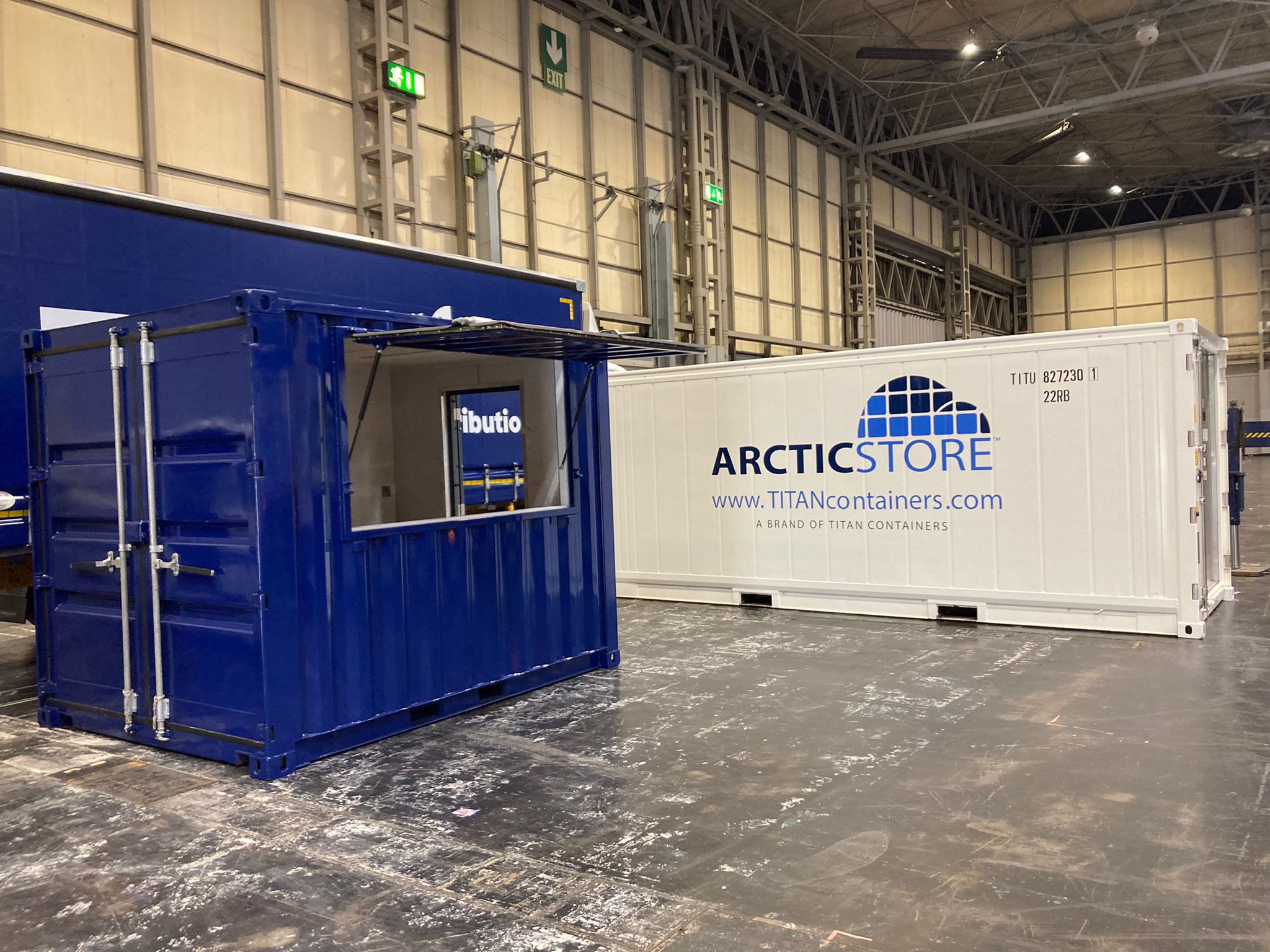 Multimodal 2022 exhibition 10 ft crane event Truck Inside reefer bespoke model